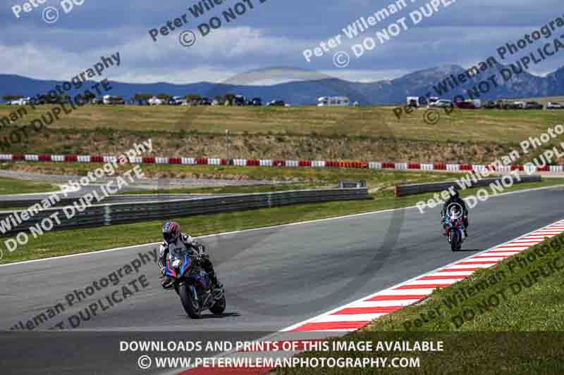 cadwell no limits trackday;cadwell park;cadwell park photographs;cadwell trackday photographs;enduro digital images;event digital images;eventdigitalimages;navarra;no limits trackdays;peter wileman photography;racing digital images;trackday digital images;trackday photos